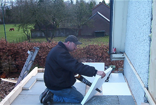 Aansluiting en waterafvoer op plat dak – Maarn