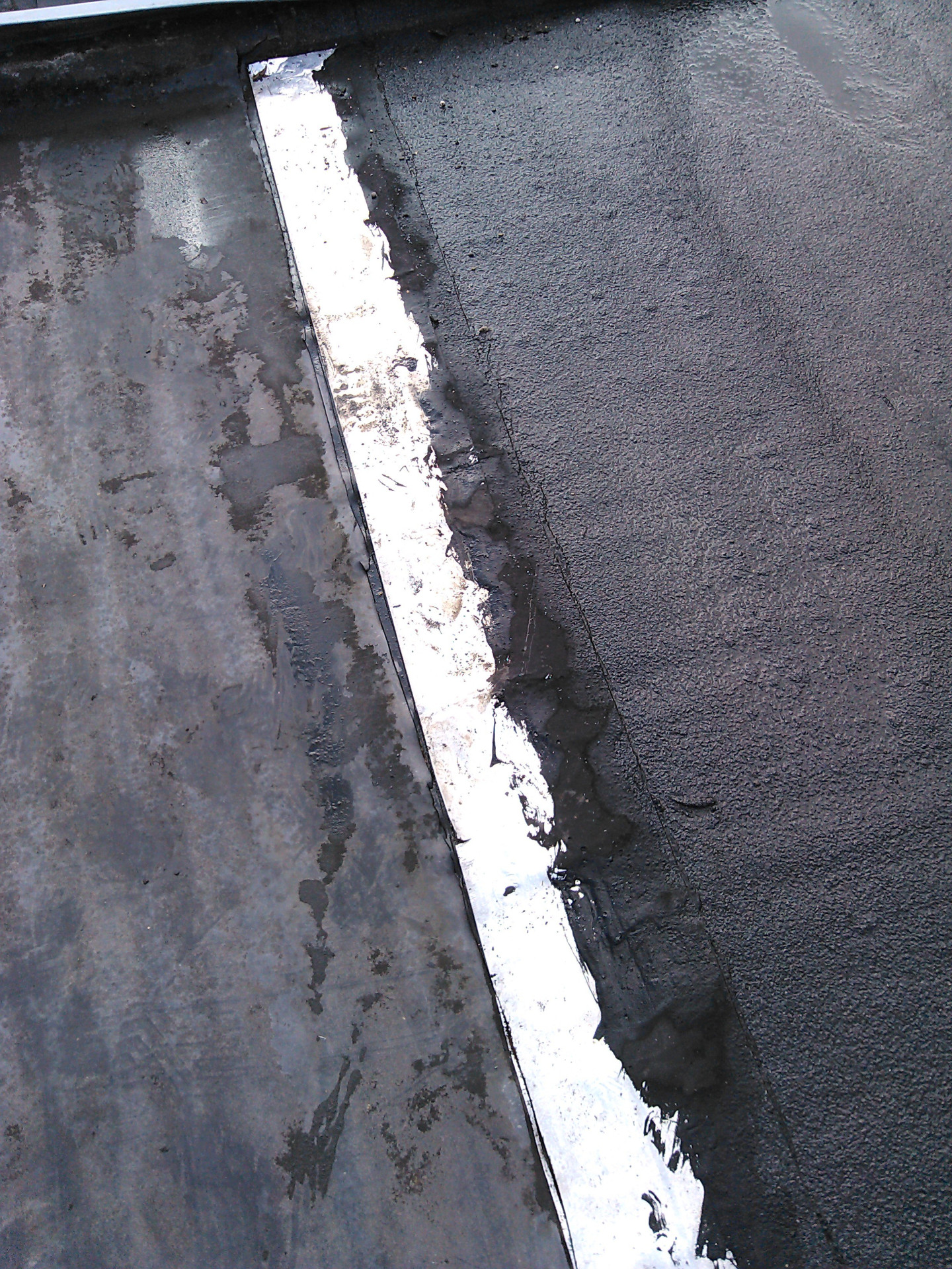 Dakdetail en afwerking op plat dak – Leersum