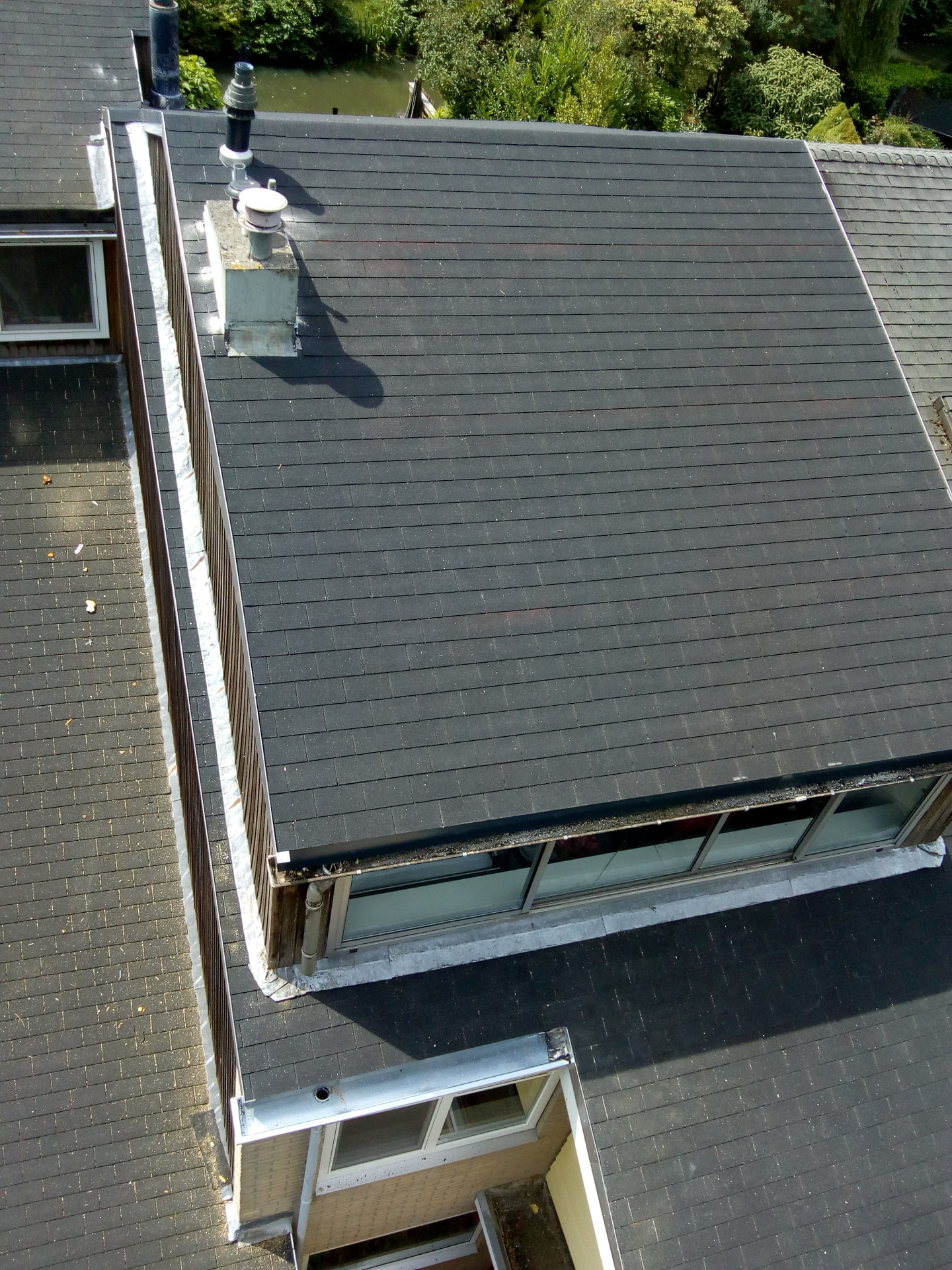 Shingles dakbedekking woning in Zwolle - Broekhuizen Dakbedekkingen
