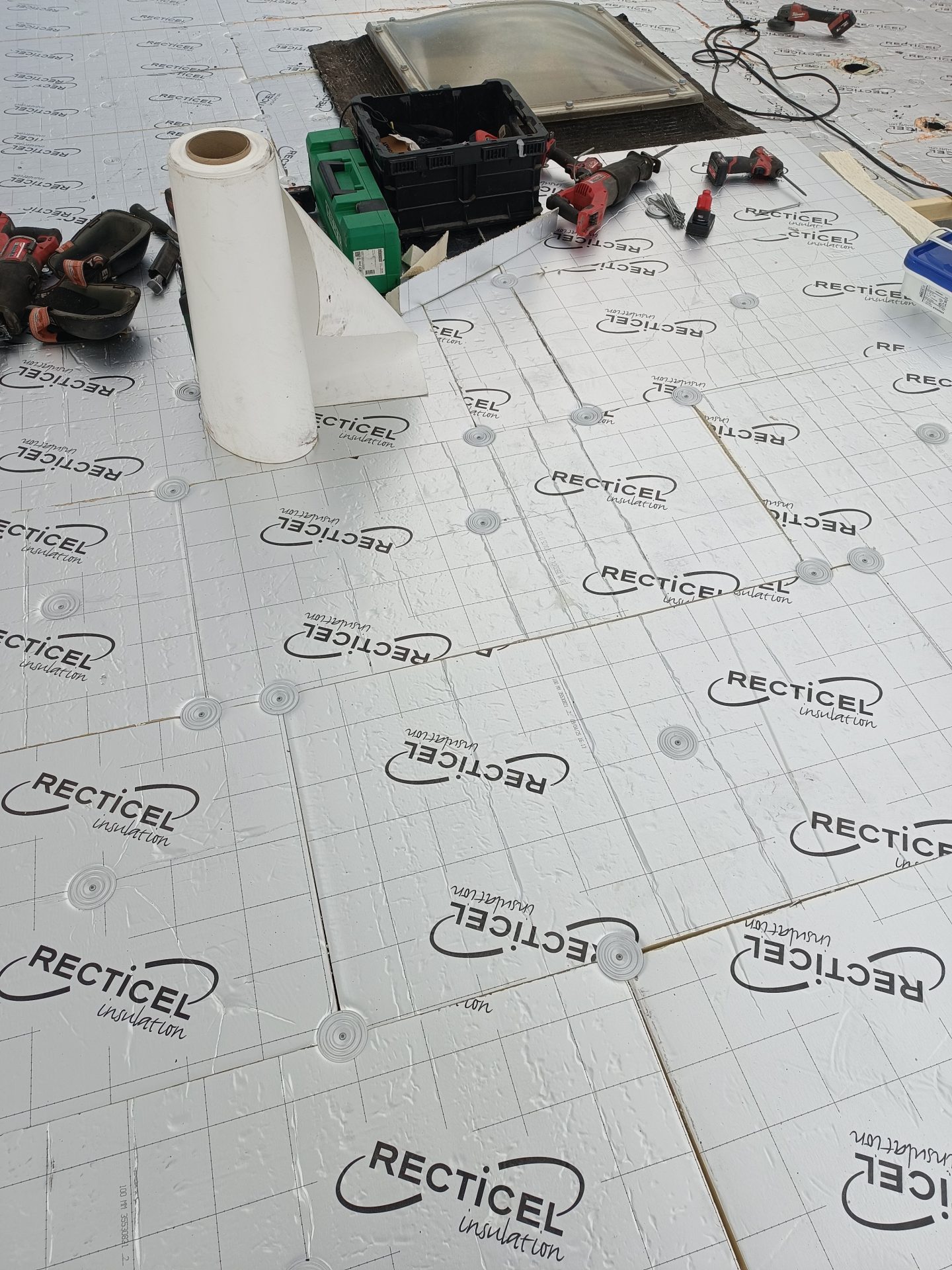 Dakdekker Voorthuizen – strak lasdetail en randaansluiting